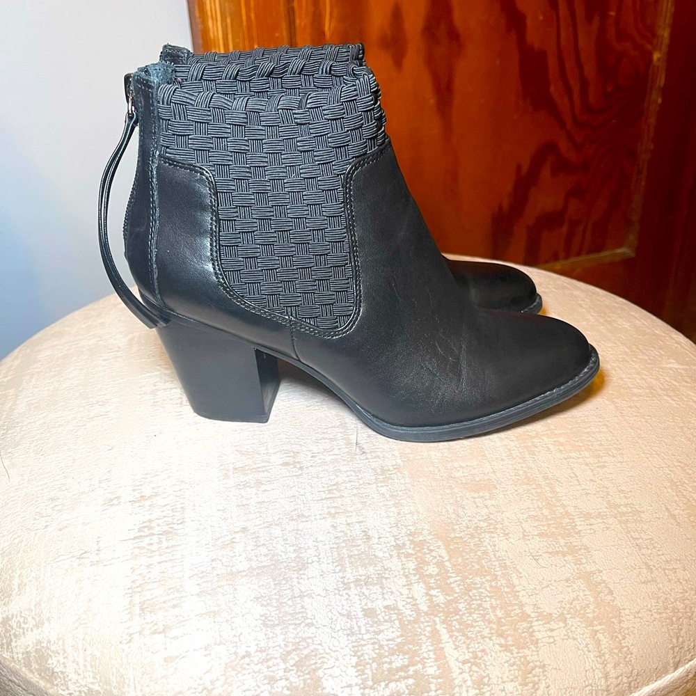 Jessica Simpson bootie